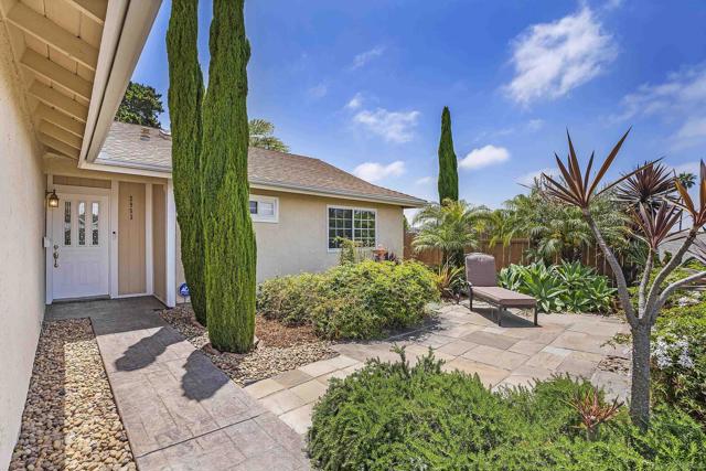 2953 Courser Ave, San Diego CA: https://media.crmls.org/mediaz/29169ef2-f313-4607-aa2c-7e5b36b8db33.jpg