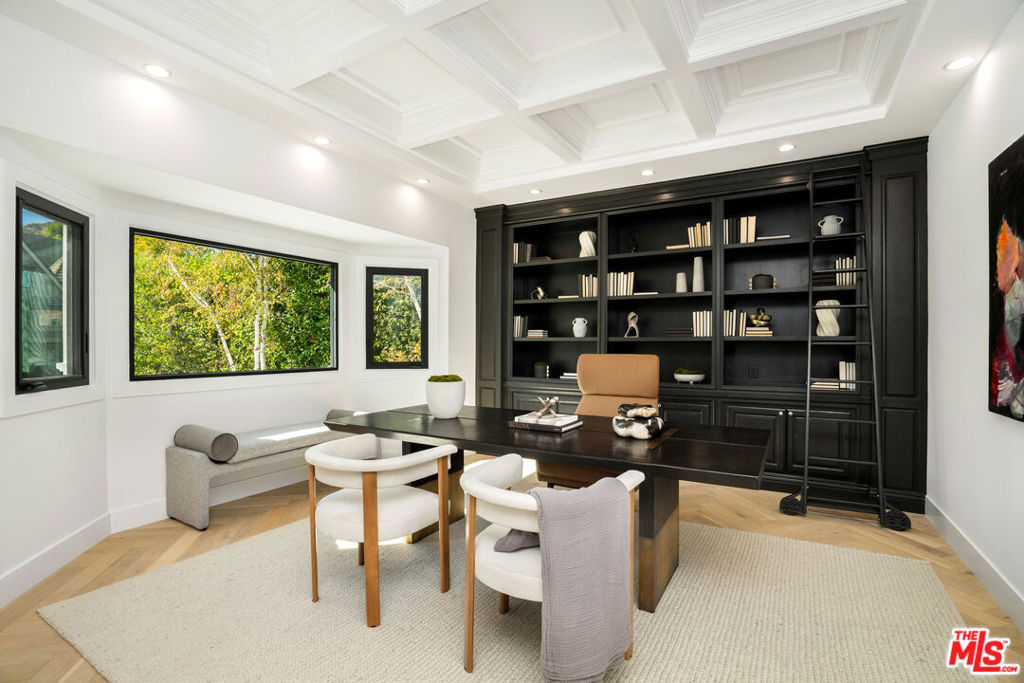 MLS #25545181 image #24