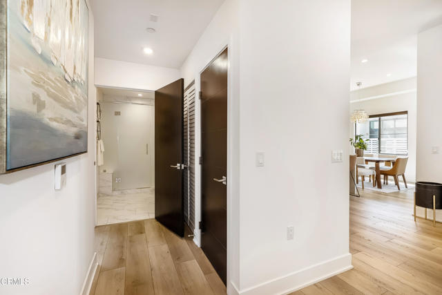 Detail Gallery Image 14 of 46 For 178 S Euclid Ave #402,  Pasadena,  CA 91101 - 2 Beds | 2 Baths