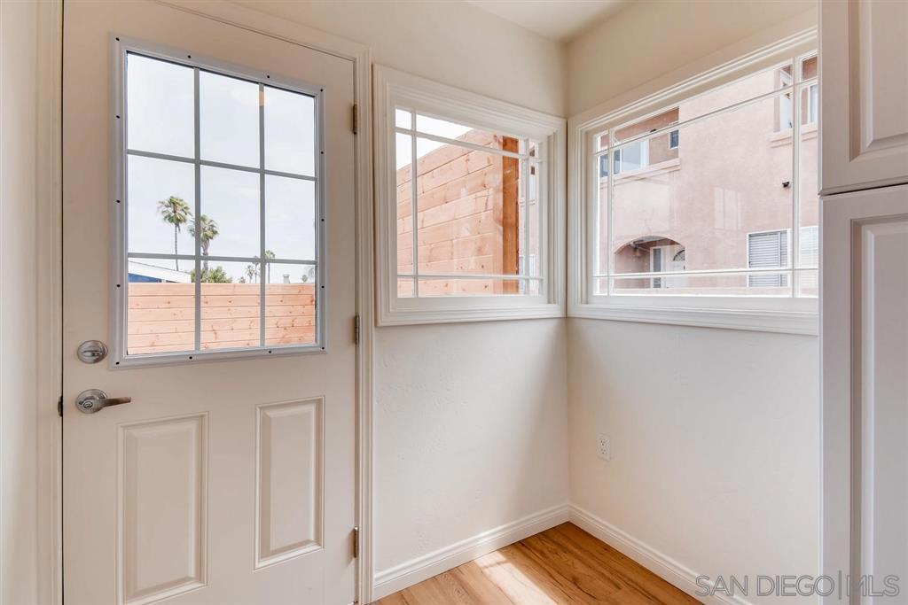 4764 Point Loma Blvd - photo 6