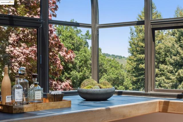 737 Woodhaven Rd, Berkeley CA: https://media.crmls.org/mediaz/2918ae7f-e501-4dac-aaec-e3fb018dbefc.jpg