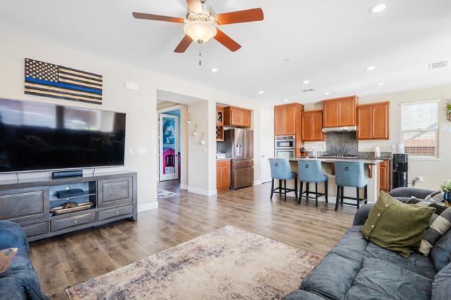 1551 Lily Court, Hollister CA: https://media.crmls.org/mediaz/2919a85c-4f4d-4fee-9ada-2e5f77c9331b.jpg