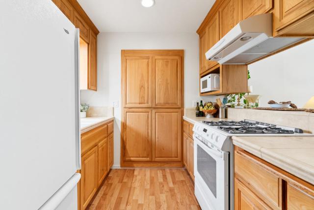 1863 Halterman Avenue, Santa Cruz CA: https://media.crmls.org/mediaz/291ae583-15f1-475f-9f5b-2021ffec72f6.jpg