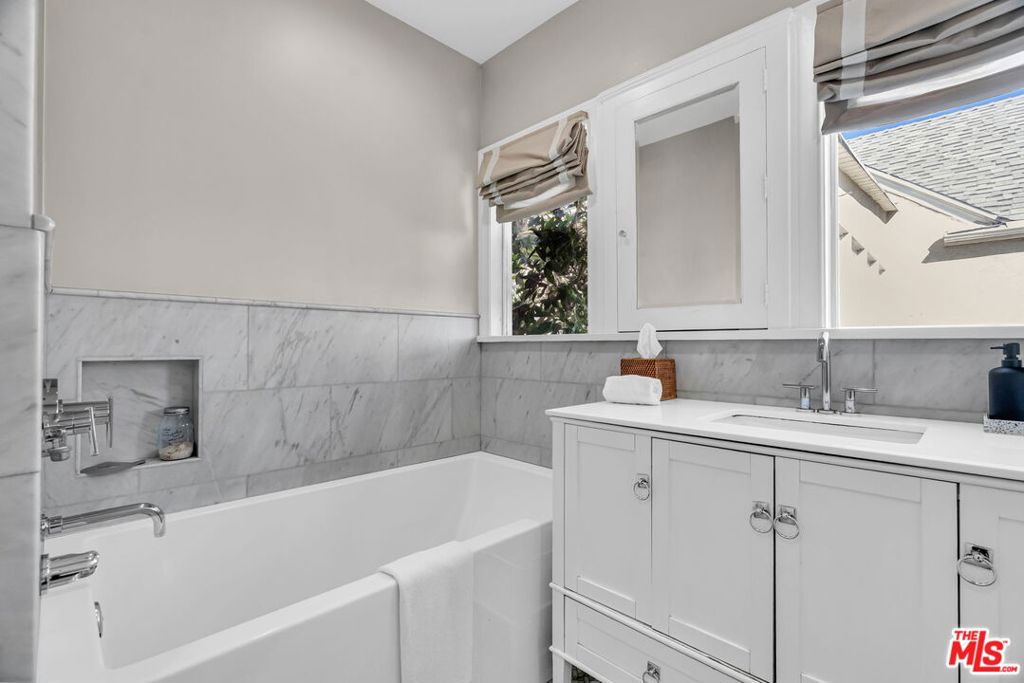 MLS #25616745 image #37