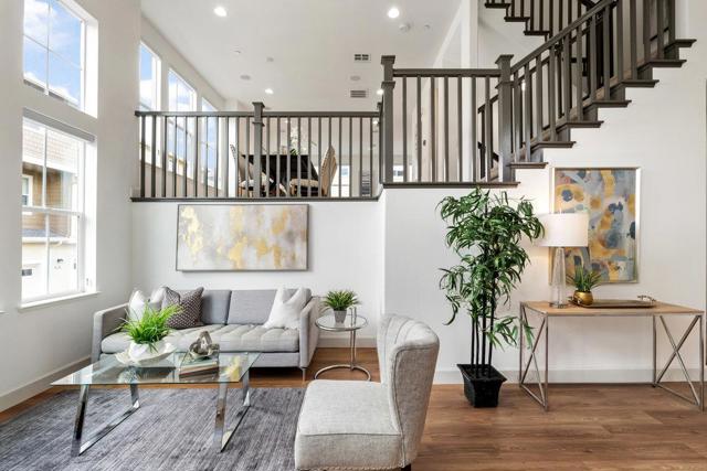 201 Keech Drive,  CA: https://media.crmls.org/mediaz/291b2134-d95e-4c83-a1db-87339f636fbd.jpg