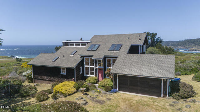 Detail Gallery Image 3 of 36 For 10950 Ford St, Mendocino,  CA 95460 - 3 Beds | 2/1 Baths