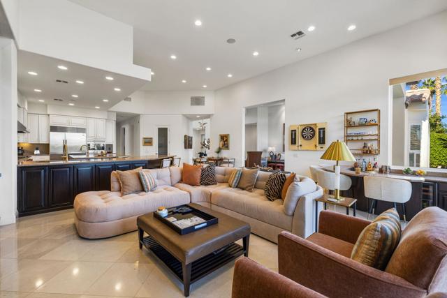 49606 Montana Way, La Quinta CA: https://media.crmls.org/mediaz/291c3d5a-23a3-461c-92cc-874713adc8c9.jpg