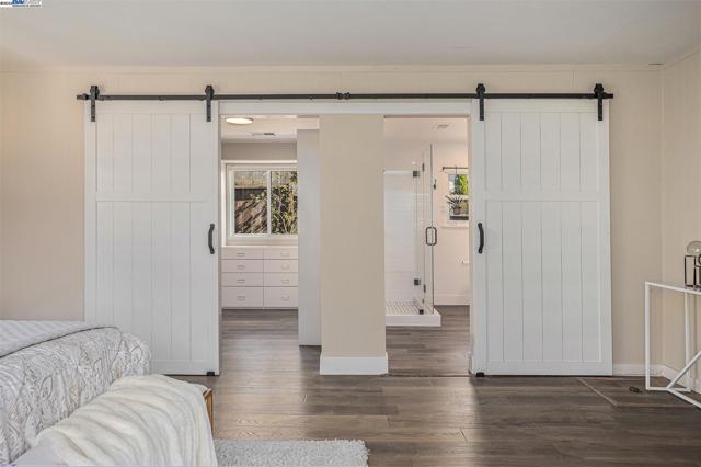 1592 SPRINGBROOK RD, Walnut Creek CA: https://media.crmls.org/mediaz/291c5d9f-64ca-4eae-8ae5-cb6737cf4f38.jpg