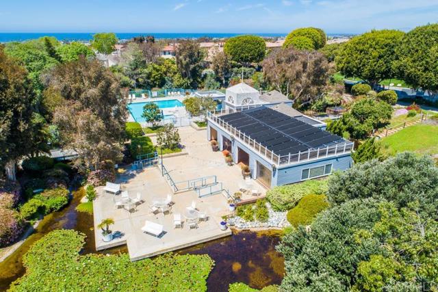814 Okra Court, Carlsbad CA: https://media.crmls.org/mediaz/291cae80-78ea-4d7e-a0d3-402d66b1f53c.jpg