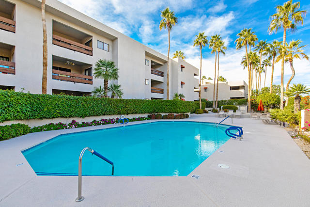 255 S Avenida Caballeros #302, Palm Springs, CA 92262