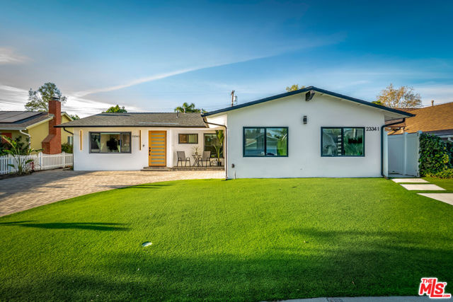 23343 Hartland Street photo 2