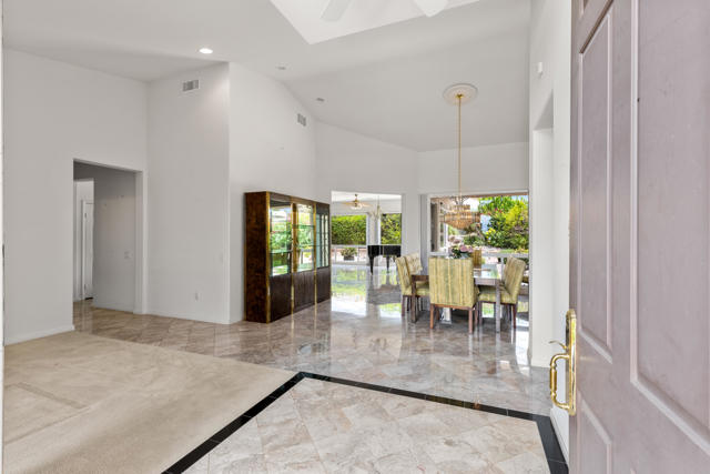 78368 Sunrise Canyon Avenue, Palm Desert CA: https://media.crmls.org/mediaz/291e272f-915f-491f-917a-70d4d24b02a8.jpg
