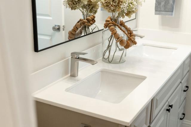 109 Cardiff Place, Santa Cruz CA: https://media.crmls.org/mediaz/291e30a9-51c4-4b01-abcc-baf3bb7102e2.jpg