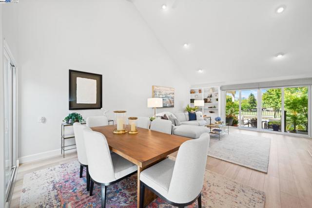 711 Glen Eagle Ct, Danville CA: https://media.crmls.org/mediaz/291e726e-dc98-4822-877d-4fe9b6422091.jpg