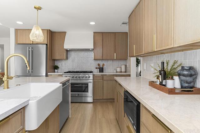 Detail Gallery Image 13 of 55 For 4623 Telescope Ave, Carlsbad,  CA 92008 - 4 Beds | 3 Baths