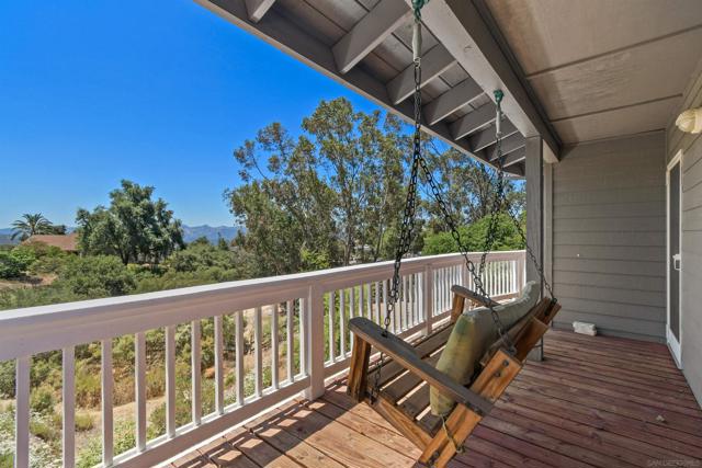 3165 Torreon Dr, Alpine CA: https://media.crmls.org/mediaz/291f70fc-0711-493f-89ec-a84ac5453fab.jpg