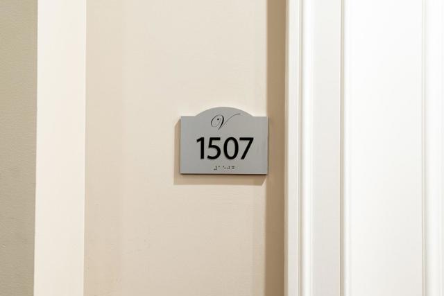 10 Crystal Springs Road, San Mateo CA: https://media.crmls.org/mediaz/291f8f52-5a34-4f1e-be88-6d2648c1f0ae.jpg