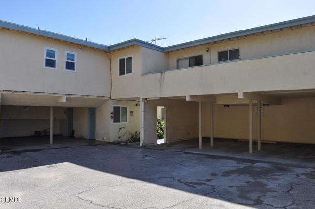 Detail Gallery Image 17 of 18 For 3309 Hilltop Dr, Ventura,  CA 93003 - 3 Beds | 2 Baths