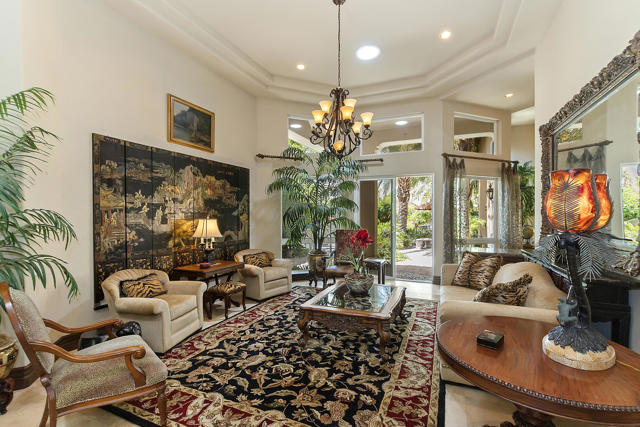 007_Living Room