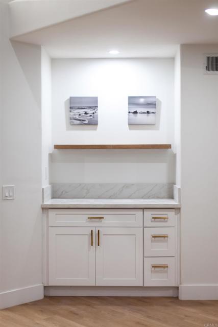 Detail Gallery Image 21 of 57 For 5166 via Portola, Oceanside,  CA 92057 - 4 Beds | 3 Baths