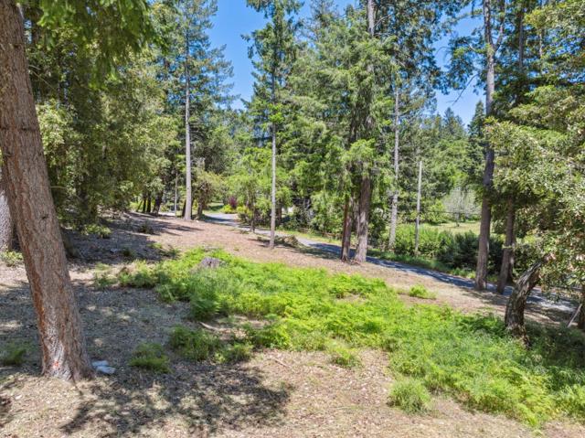 601 Westdale Drive, Santa Cruz CA: https://media.crmls.org/mediaz/2921a9d5-6c87-41ad-a561-fe8ec1e6267d.jpg