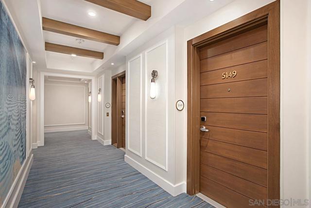 1500 Orange Ave, Coronado CA: https://media.crmls.org/mediaz/292514a1-2287-42b6-a14e-d85fe595f76e.jpg