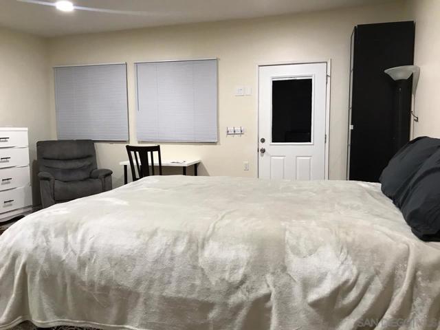 4727 Choctaw Dr., San Diego CA: https://media.crmls.org/mediaz/292522c1-344b-4991-bfc1-c07a45a44f64.jpg