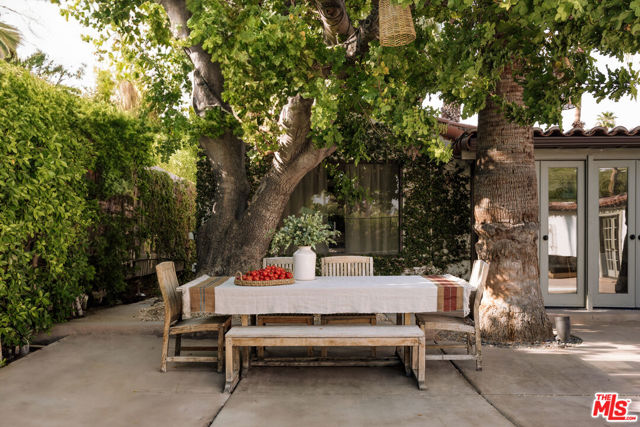 1907 S Mesa Drive, Palm Springs CA: https://media.crmls.org/mediaz/2925b3d3-b8bf-4b71-bf0b-c192b6a60fde.jpg