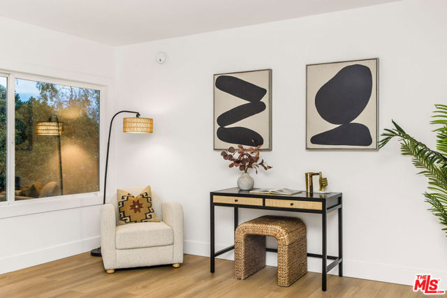 4804 La Villa Marina, Marina del Rey CA: https://media.crmls.org/mediaz/29261436-cfd2-4ba6-8436-5aa043fa1863.jpg