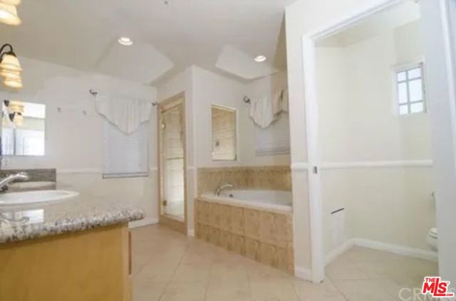 121 E Graves Avenue, Monterey Park CA: https://media.crmls.org/mediaz/2928383f-6a17-4386-8a3f-7e55a357b646.jpg