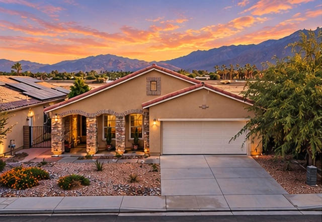 2667 Desert Breeze Way, Palm Springs, CA 92262