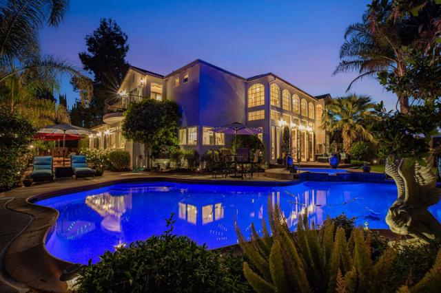290 Bonnie Lane, Hollister CA: https://media.crmls.org/mediaz/2928cec0-132f-4621-948b-7457104d3ca9.jpg