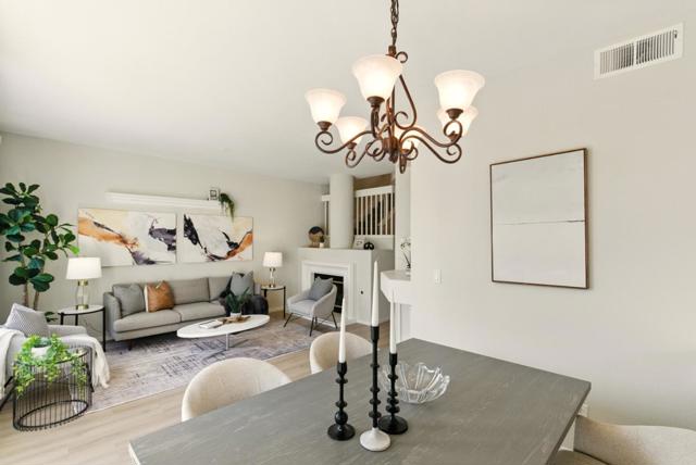 583 Shoal Circle,  CA: https://media.crmls.org/mediaz/29293547-3fe8-439b-930b-d1128bab9a7c.jpg