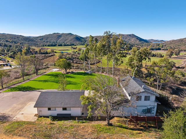 26086 Bear Valley Heights Road, Escondido CA: https://media.crmls.org/mediaz/29294482-d2f0-44c6-a2b8-b77bfd92d1a0.jpg