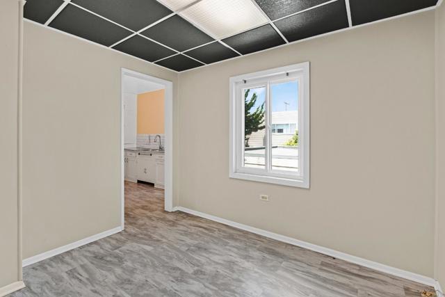 222 Holyoke, San Francisco CA: https://media.crmls.org/mediaz/292b720c-9c83-4924-a686-8b581d940c1b.jpg