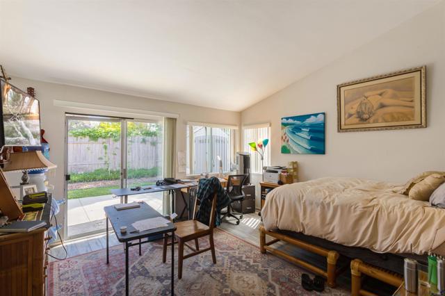 Detail Gallery Image 16 of 31 For 4413 Point Degada, Oceanside,  CA 92058 - 4 Beds | 2 Baths