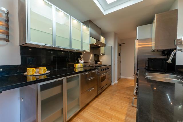 Detail Gallery Image 9 of 26 For 1615 Hotel Cir #D306,  San Diego,  CA 92108 - 1 Beds | 1 Baths