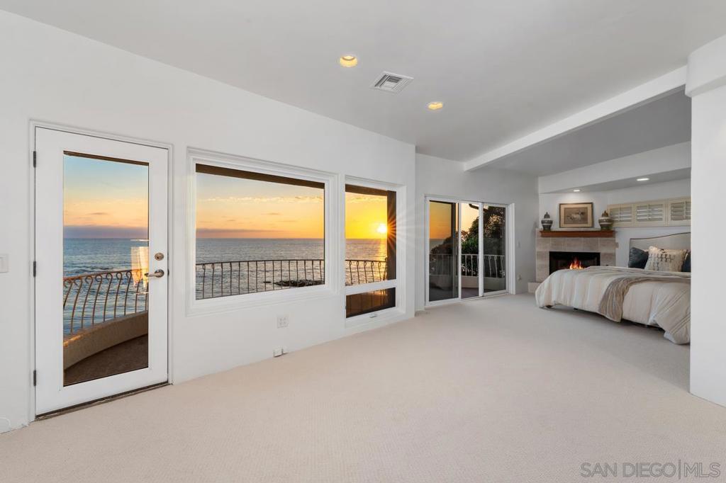 MLS #250037432SD image #23