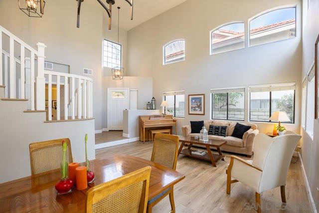 25314 Keats Ln, Stevenson Ranch CA: https://media.crmls.org/mediaz/292f9851-40e8-42a6-8aa4-33856619871b.jpg