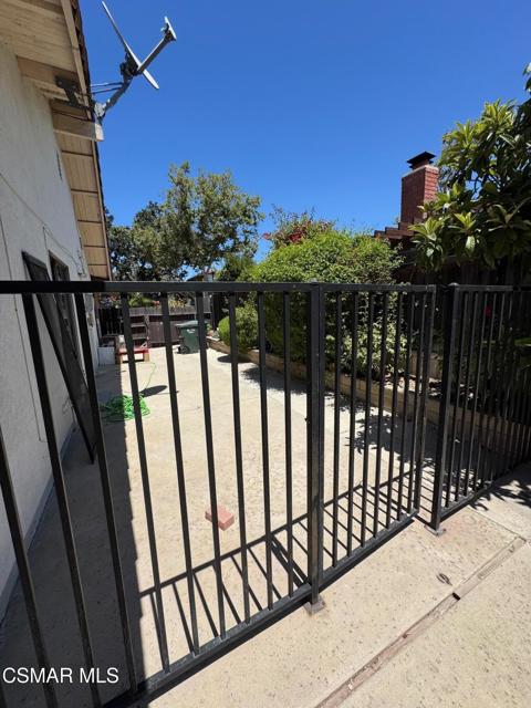 2722 Appalachian Court, Westlake Village CA: https://media.crmls.org/mediaz/2930766e-6fd4-43a1-a512-4923df2d6128.jpg