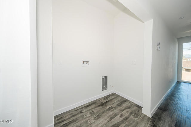 Detail Gallery Image 12 of 13 For 668 Keenan Ave #D,  Los Angeles,  CA 90022 - 3 Beds | 2 Baths