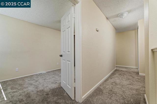 4301 Beechnut Ln, Oakley CA: https://media.crmls.org/mediaz/293374fb-fb92-4f87-b089-15d36ac45e67.jpg