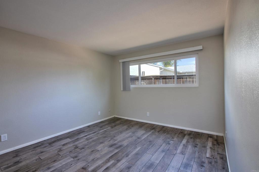 1279 Siggson Ave - photo 14