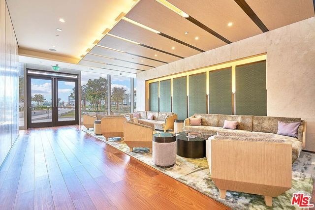 889 Francisco Street, Los Angeles CA: https://media.crmls.org/mediaz/293485d5-588a-454b-b686-d9fe6a9d098f.jpg