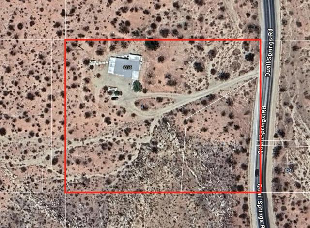 8256 Quail Springs Road, Joshua Tree CA: https://media.crmls.org/mediaz/2934efec-bd1f-4c33-b0ee-04939183f7b8.jpg