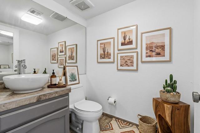 1683 Tam O Shanter Plaza, Palm Springs, CA 92264