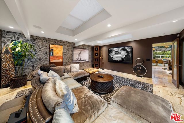 655 Oak Springs Lane, Santa Barbara CA: https://media.crmls.org/mediaz/29356d98-e353-4ed6-87af-599e63ddf6bf.jpg