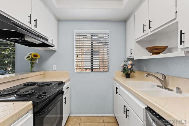2157 Arnold Way, Alpine CA: https://media.crmls.org/mediaz/2936adcc-8787-4a00-b469-2845736bf2d5.jpg