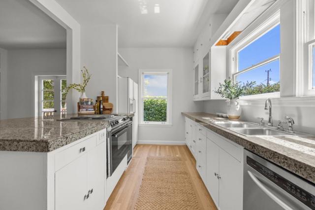 123 Baywood Avenue, Hillsborough CA: https://media.crmls.org/mediaz/2936d26d-6d8d-4393-8544-9e899780bea9.jpg
