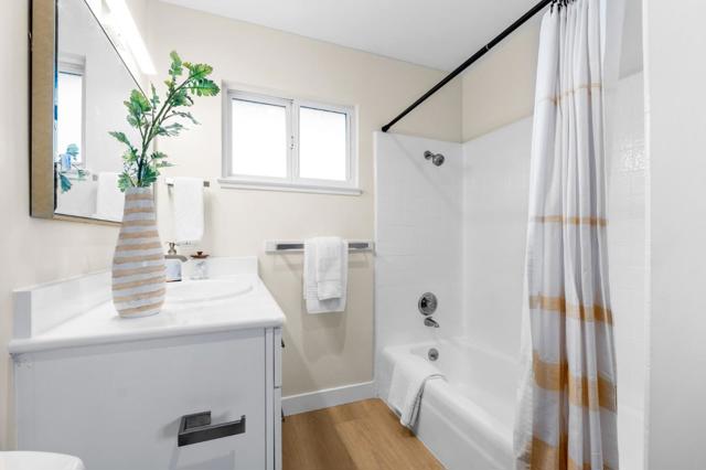 16251 Lilac Lane, Los Gatos CA: https://media.crmls.org/mediaz/293755f3-076d-4188-8f62-7b06fc88866f.jpg